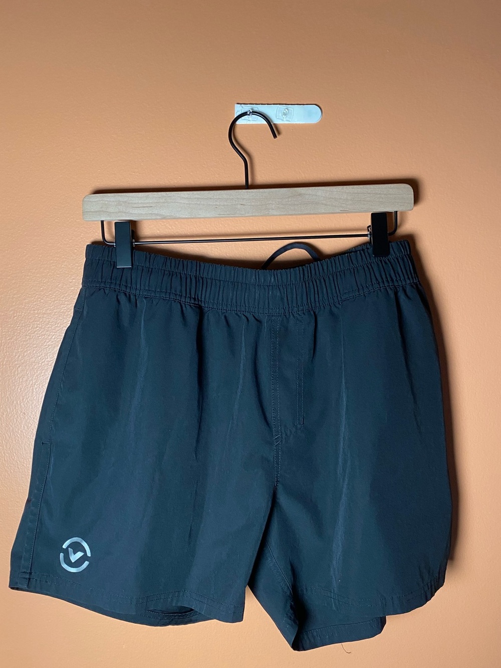 Virus Men’s Workout Shorts Not Lined Black Size Large with Drawstring & Pockets